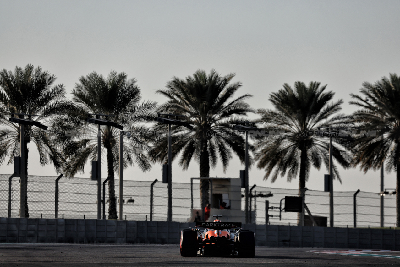 TEST ABU DHABI