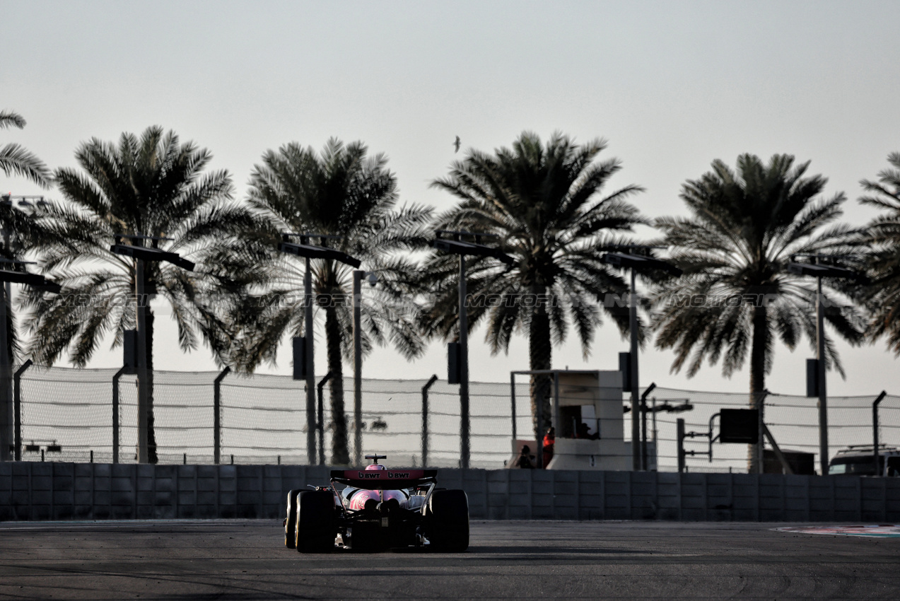 TEST ABU DHABI
