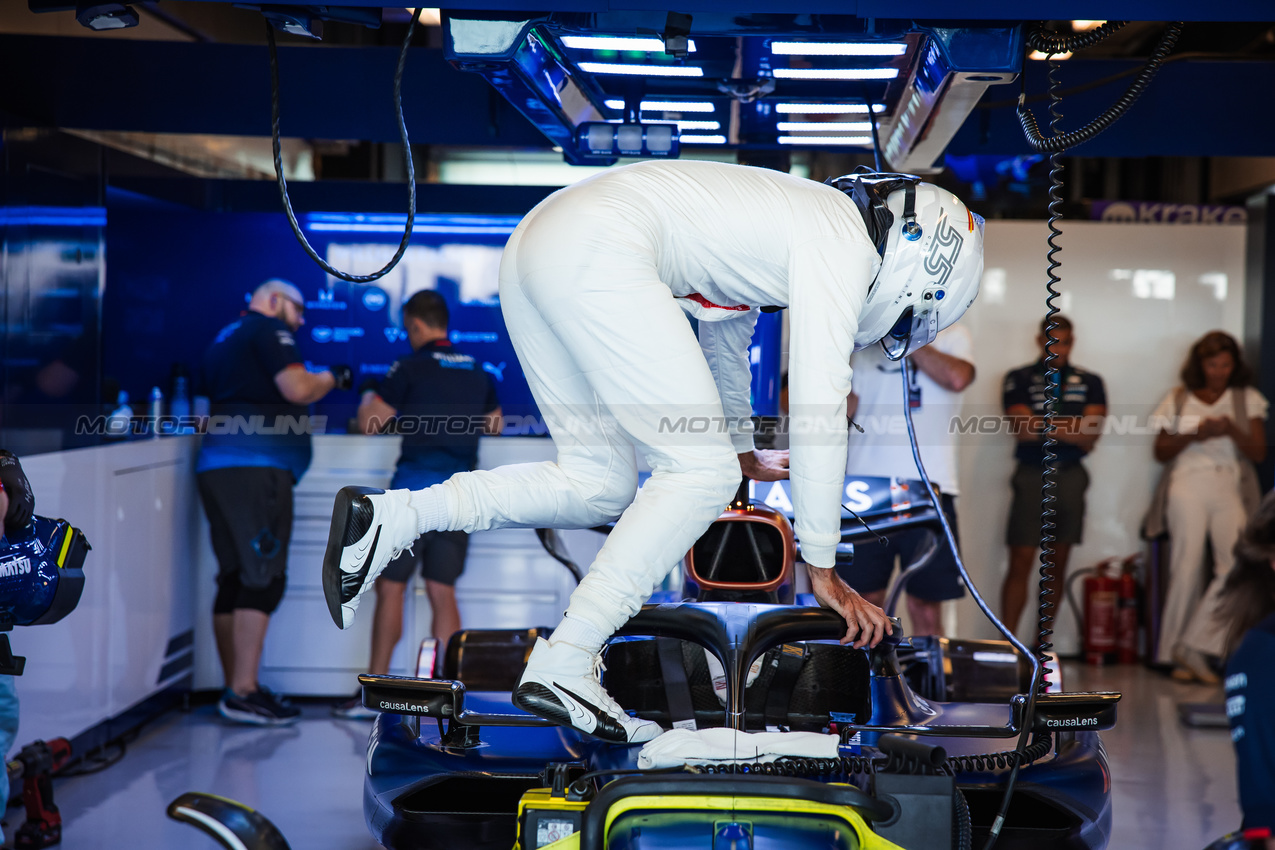 TEST ABU DHABI
