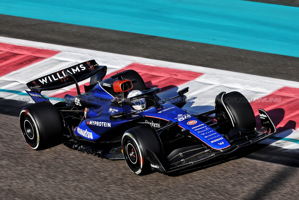 TEST ABU DHABI, Carlos Sainz Jr (ESP) Williams Racing FW46.

10.12.2024. Formula 1 Testing, Yas Marina Circuit, Abu Dhabi, Tuesday.

- www.xpbimages.com, EMail: requests@xpbimages.com © Copyright: Batchelor / XPB Images