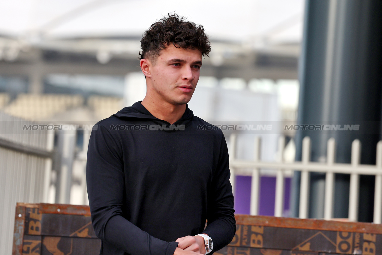 TEST ABU DHABI, Lando Norris (GBR) McLaren.

10.12.2024. Formula 1 Testing, Yas Marina Circuit, Abu Dhabi, Tuesday.

- www.xpbimages.com, EMail: requests@xpbimages.com © Copyright: Moy / XPB Images