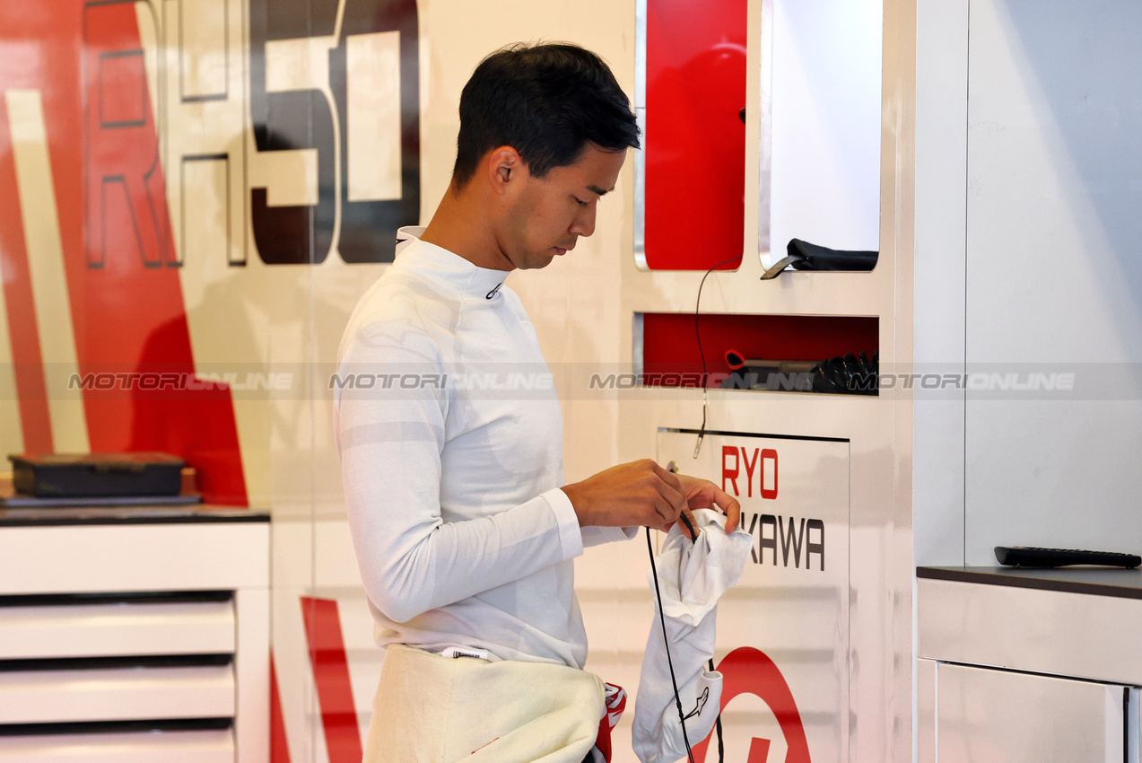 TEST ABU DHABI, Ryo Hirakawa (JPN) Haas F1 Team Test Driver.

10.12.2024. Formula 1 Testing, Yas Marina Circuit, Abu Dhabi, Tuesday.

- www.xpbimages.com, EMail: requests@xpbimages.com © Copyright: Bearne / XPB Images