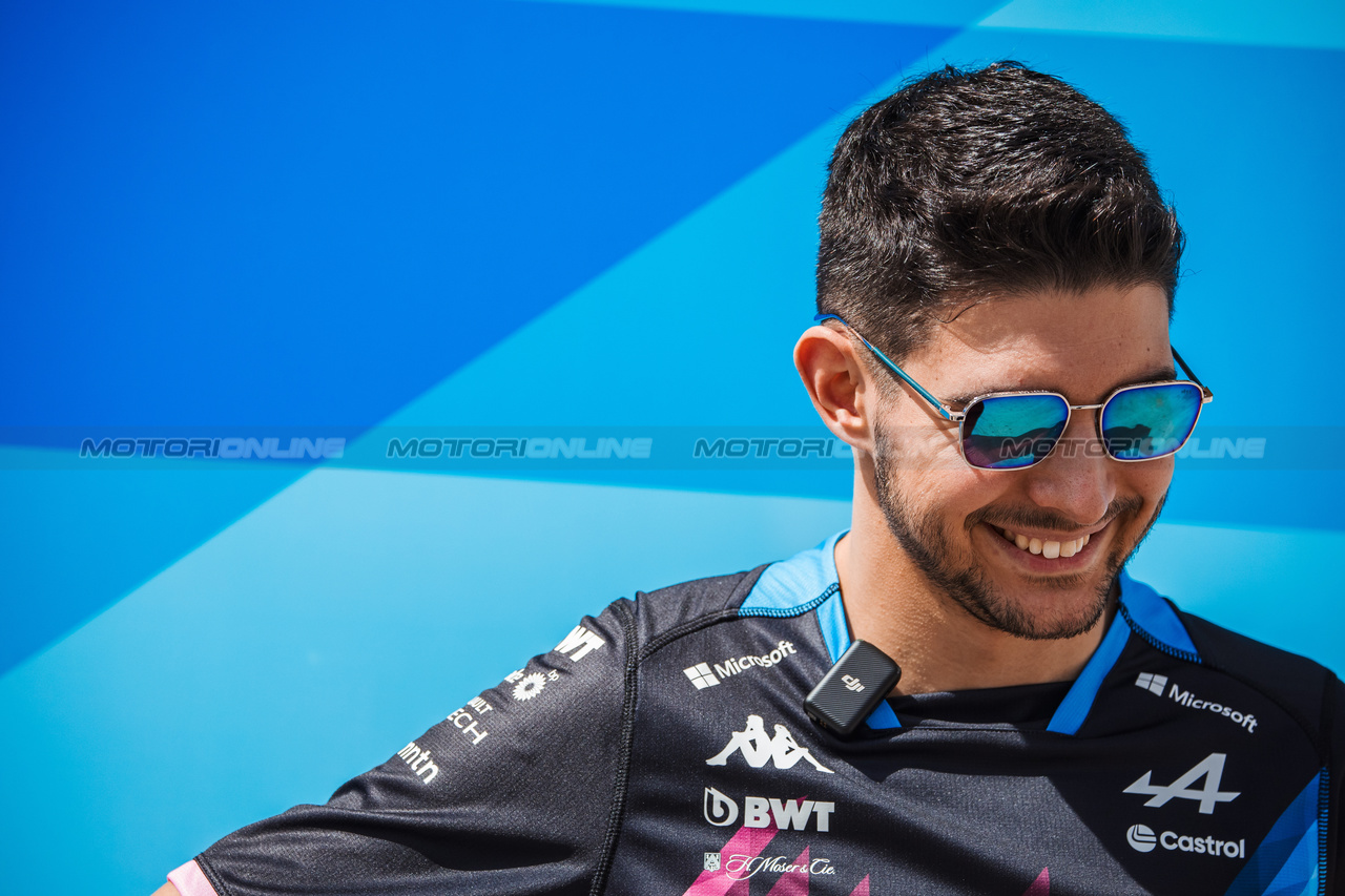 TEST BAHRAIN, Esteban Ocon (FRA) Alpine F1 Team.

21.02.2024. Formula 1 Testing, Sakhir, Bahrain, Day One.

- www.xpbimages.com, EMail: requests@xpbimages.com © Copyright: Bearne / XPB Images