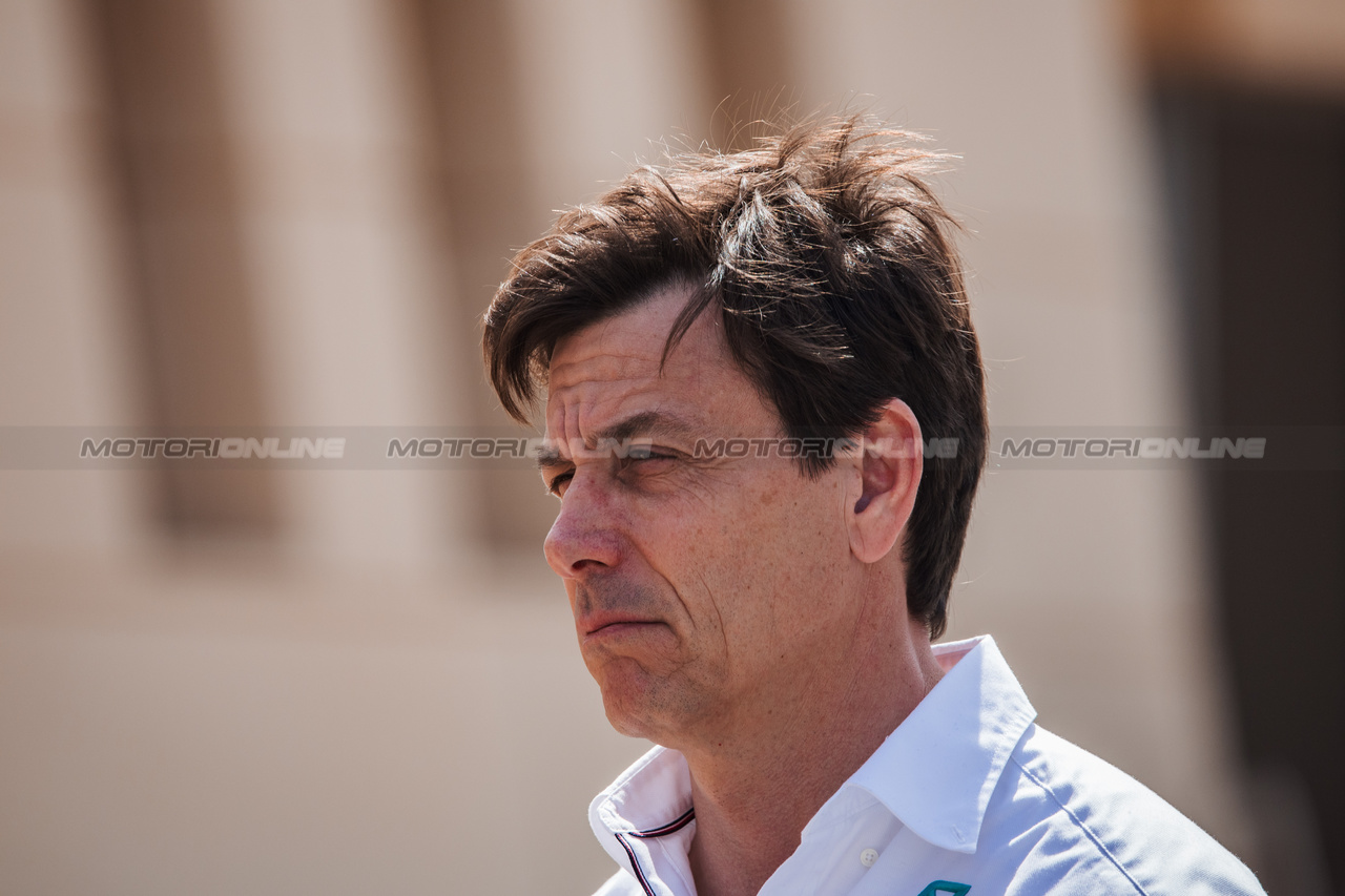 TEST BAHRAIN, Toto Wolff (GER) Mercedes AMG F1 Shareholder e Executive Director.

21.02.2024. Formula 1 Testing, Sakhir, Bahrain, Day One.

- www.xpbimages.com, EMail: requests@xpbimages.com © Copyright: Bearne / XPB Images