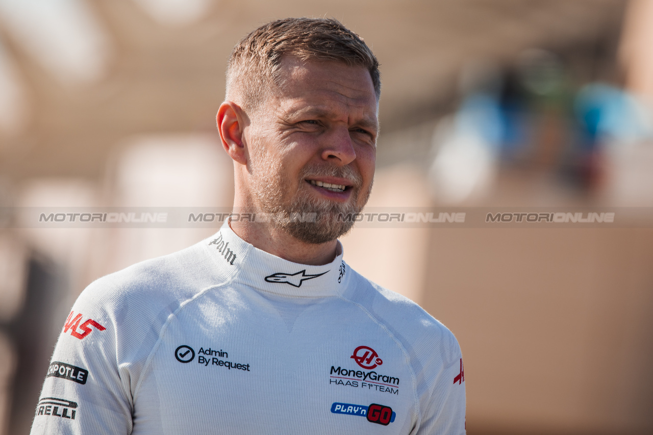 TEST BAHRAIN, Kevin Magnussen (DEN) Haas F1 Team.

21.02.2024. Formula 1 Testing, Sakhir, Bahrain, Day One.

- www.xpbimages.com, EMail: requests@xpbimages.com © Copyright: Bearne / XPB Images