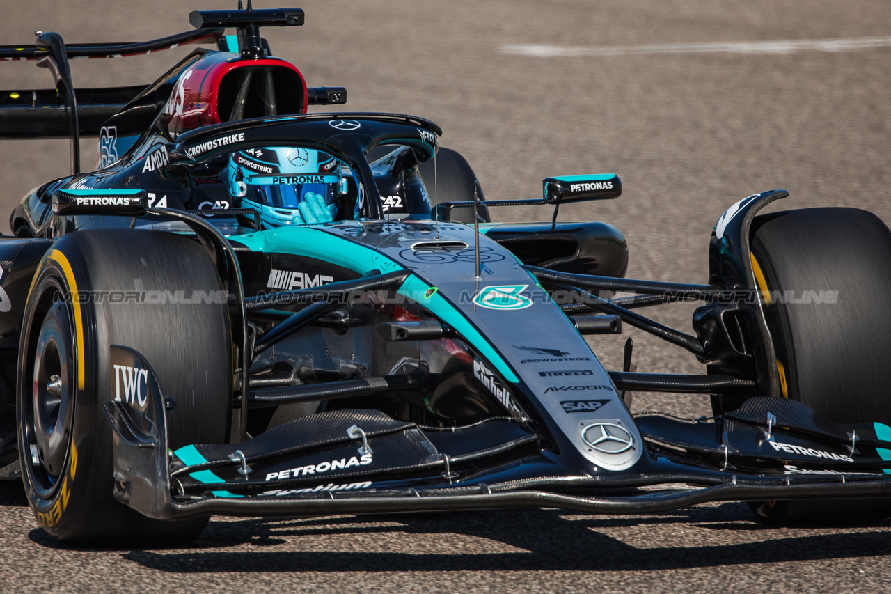 TEST BAHRAIN, George Russell (GBR) Mercedes AMG F1 W15.

21.02.2024. Formula 1 Testing, Sakhir, Bahrain, Day One.

- www.xpbimages.com, EMail: requests@xpbimages.com © Copyright: Bearne / XPB Images