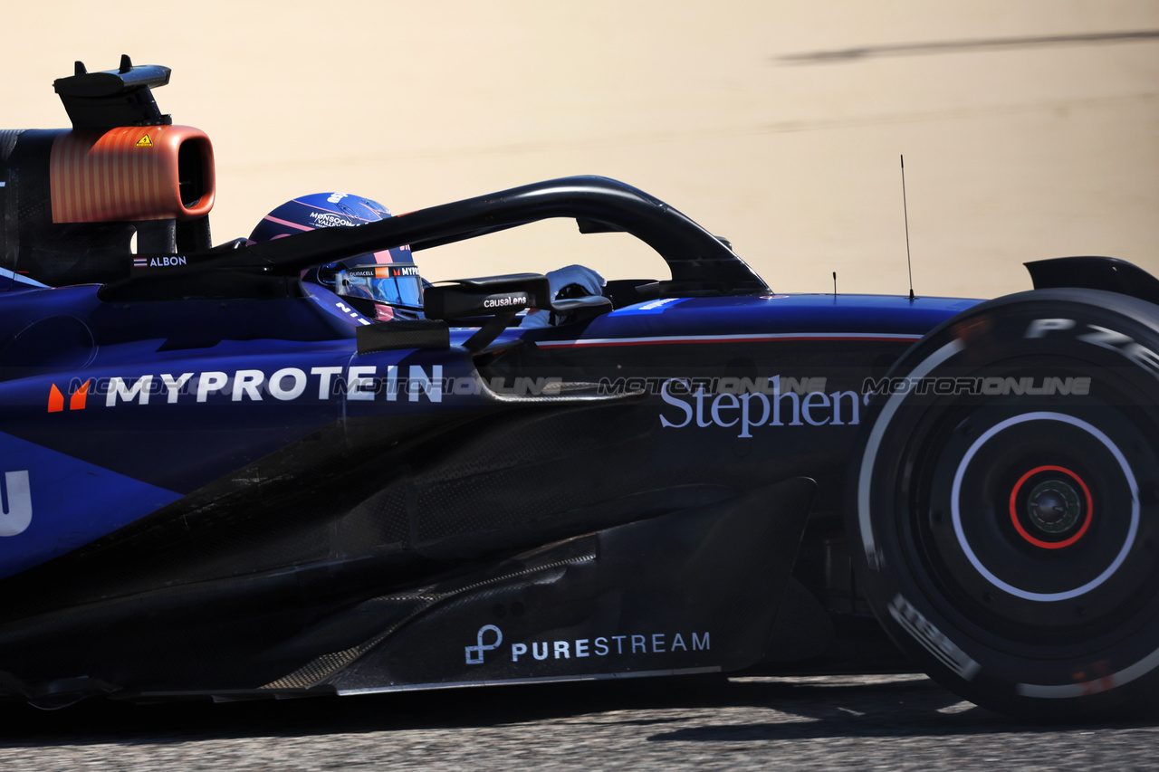 TEST BAHRAIN, Alexander Albon (THA) Williams Racing FW46.

21.02.2024. Formula 1 Testing, Sakhir, Bahrain, Day One.

- www.xpbimages.com, EMail: requests@xpbimages.com © Copyright: Bearne / XPB Images