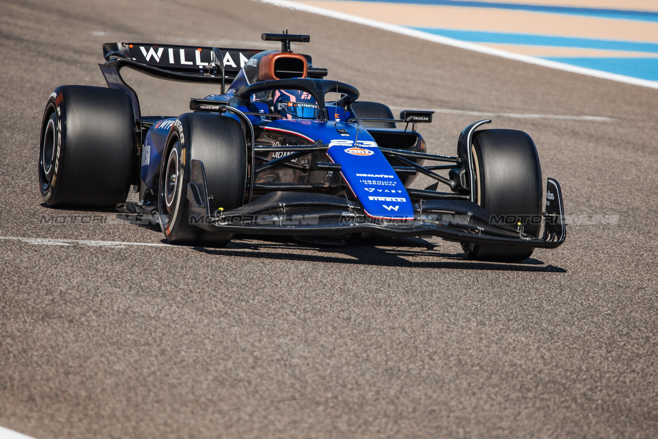 TEST BAHRAIN, Alexander Albon (THA) Williams Racing FW46.

21.02.2024. Formula 1 Testing, Sakhir, Bahrain, Day One.

- www.xpbimages.com, EMail: requests@xpbimages.com © Copyright: Bearne / XPB Images