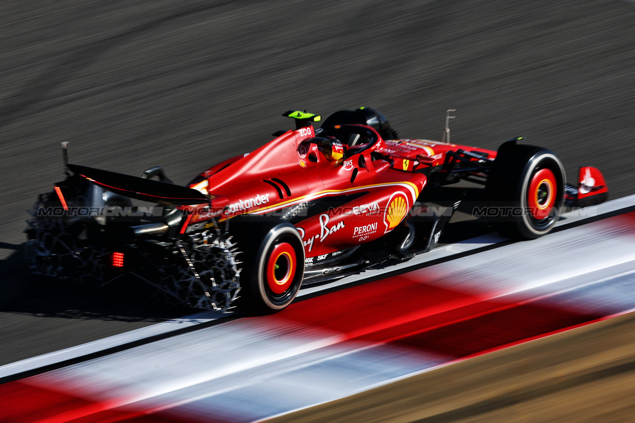 TEST BAHRAIN, Carlos Sainz Jr (ESP) Ferrari SF-24.

21.02.2024. Formula 1 Testing, Sakhir, Bahrain, Day One.

 - www.xpbimages.com, EMail: requests@xpbimages.com © Copyright: Coates / XPB Images
