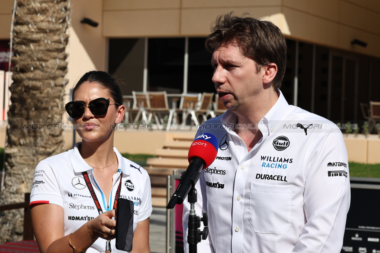 TEST BAHRAIN, James Vowles (GBR) Williams Racing Team Principal.

21.02.2024. Formula 1 Testing, Sakhir, Bahrain, Day One.

- www.xpbimages.com, EMail: requests@xpbimages.com © Copyright: Moy / XPB Images
