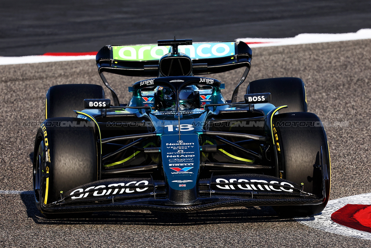 TEST BAHRAIN, Lance Stroll (CDN) Aston Martin F1 Team AMR24.

21.02.2024. Formula 1 Testing, Sakhir, Bahrain, Day One.

- www.xpbimages.com, EMail: requests@xpbimages.com © Copyright: Batchelor / XPB Images