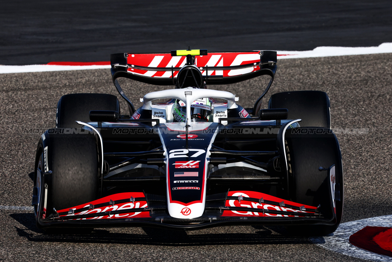 TEST BAHRAIN, Nico Hulkenberg (GER) Haas VF-24.

21.02.2024. Formula 1 Testing, Sakhir, Bahrain, Day One.

- www.xpbimages.com, EMail: requests@xpbimages.com © Copyright: Batchelor / XPB Images