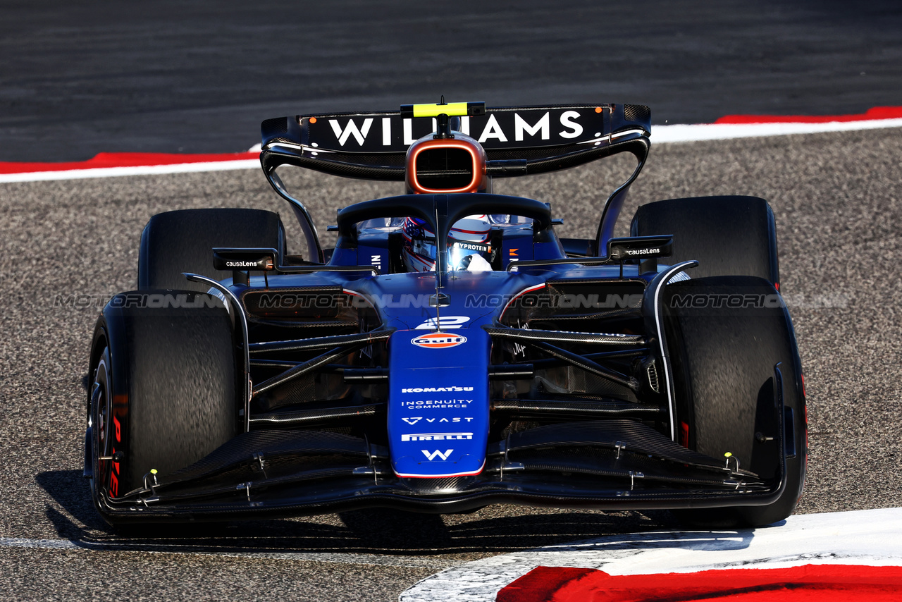 TEST BAHRAIN, Logan Sargeant (USA) Williams Racing FW46.

21.02.2024. Formula 1 Testing, Sakhir, Bahrain, Day One.

- www.xpbimages.com, EMail: requests@xpbimages.com © Copyright: Batchelor / XPB Images