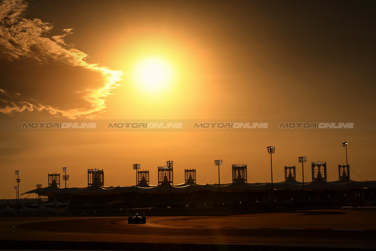 TEST BAHRAIN, Low light action.

21.02.2024. Formula 1 Testing, Sakhir, Bahrain, Day One.

- www.xpbimages.com, EMail: requests@xpbimages.com © Copyright: Charniaux / XPB Images