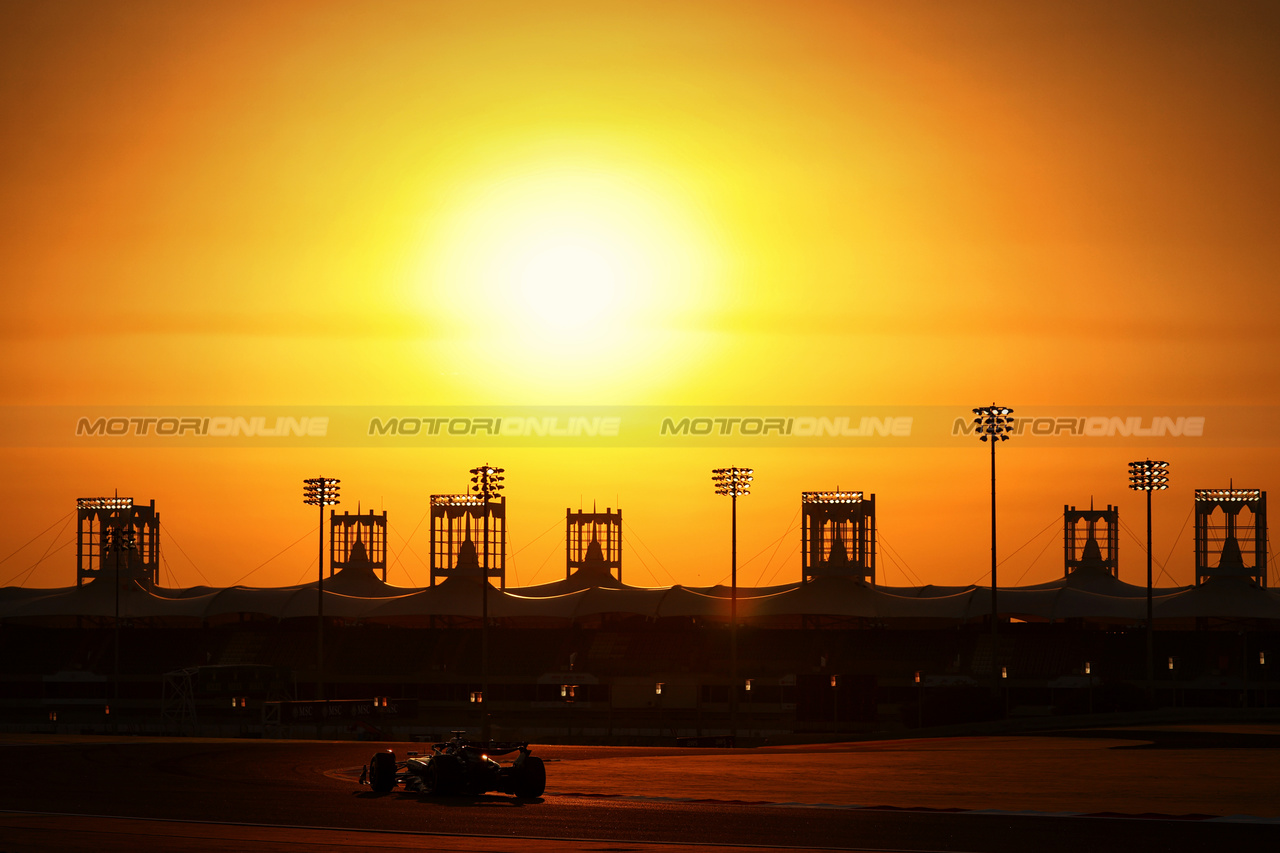 TEST BAHRAIN, George Russell (GBR) Mercedes AMG F1 W15.

21.02.2024. Formula 1 Testing, Sakhir, Bahrain, Day One.

- www.xpbimages.com, EMail: requests@xpbimages.com © Copyright: Charniaux / XPB Images