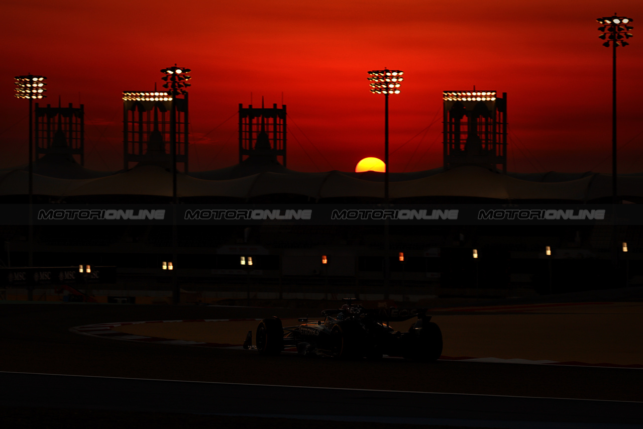 TEST BAHRAIN, George Russell (GBR) Mercedes AMG F1 W15.

21.02.2024. Formula 1 Testing, Sakhir, Bahrain, Day One.

- www.xpbimages.com, EMail: requests@xpbimages.com © Copyright: Charniaux / XPB Images