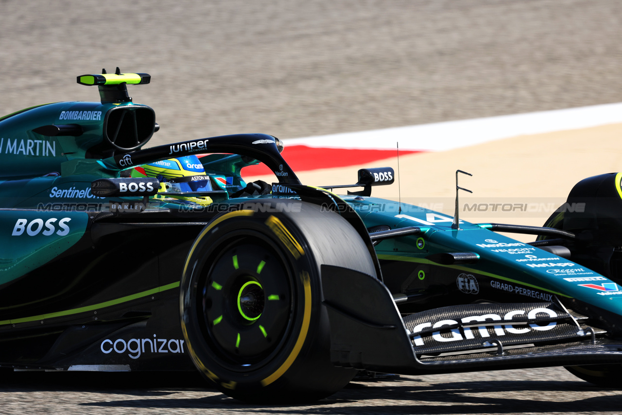 TEST BAHRAIN, Fernando Alonso (ESP) Aston Martin F1 Team AMR24.

21.02.2024. Formula 1 Testing, Sakhir, Bahrain, Day One.

- www.xpbimages.com, EMail: requests@xpbimages.com © Copyright: Bearne / XPB Images