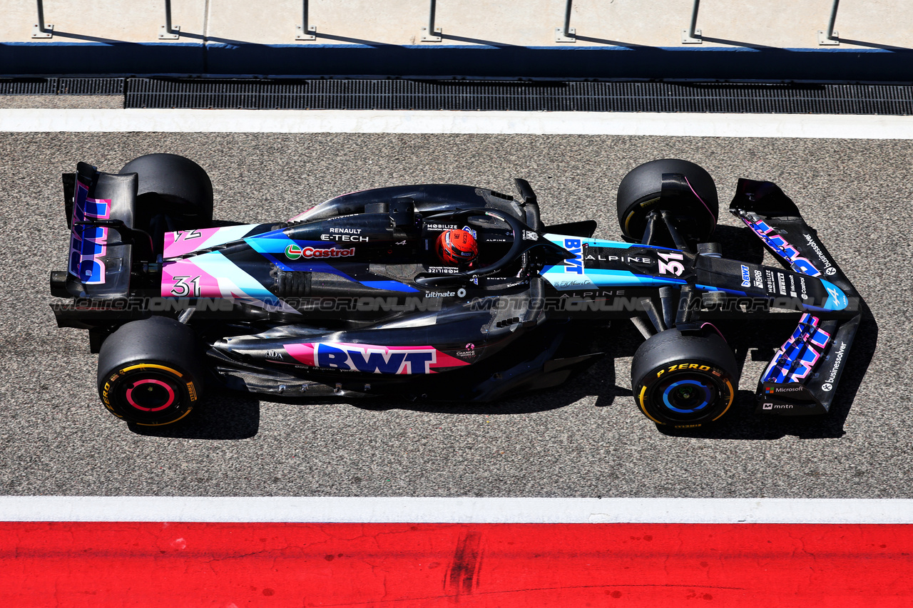TEST BAHRAIN, Esteban Ocon (FRA) Alpine F1 Team A524.

21.02.2024. Formula 1 Testing, Sakhir, Bahrain, Day One.

- www.xpbimages.com, EMail: requests@xpbimages.com © Copyright: Batchelor / XPB Images
