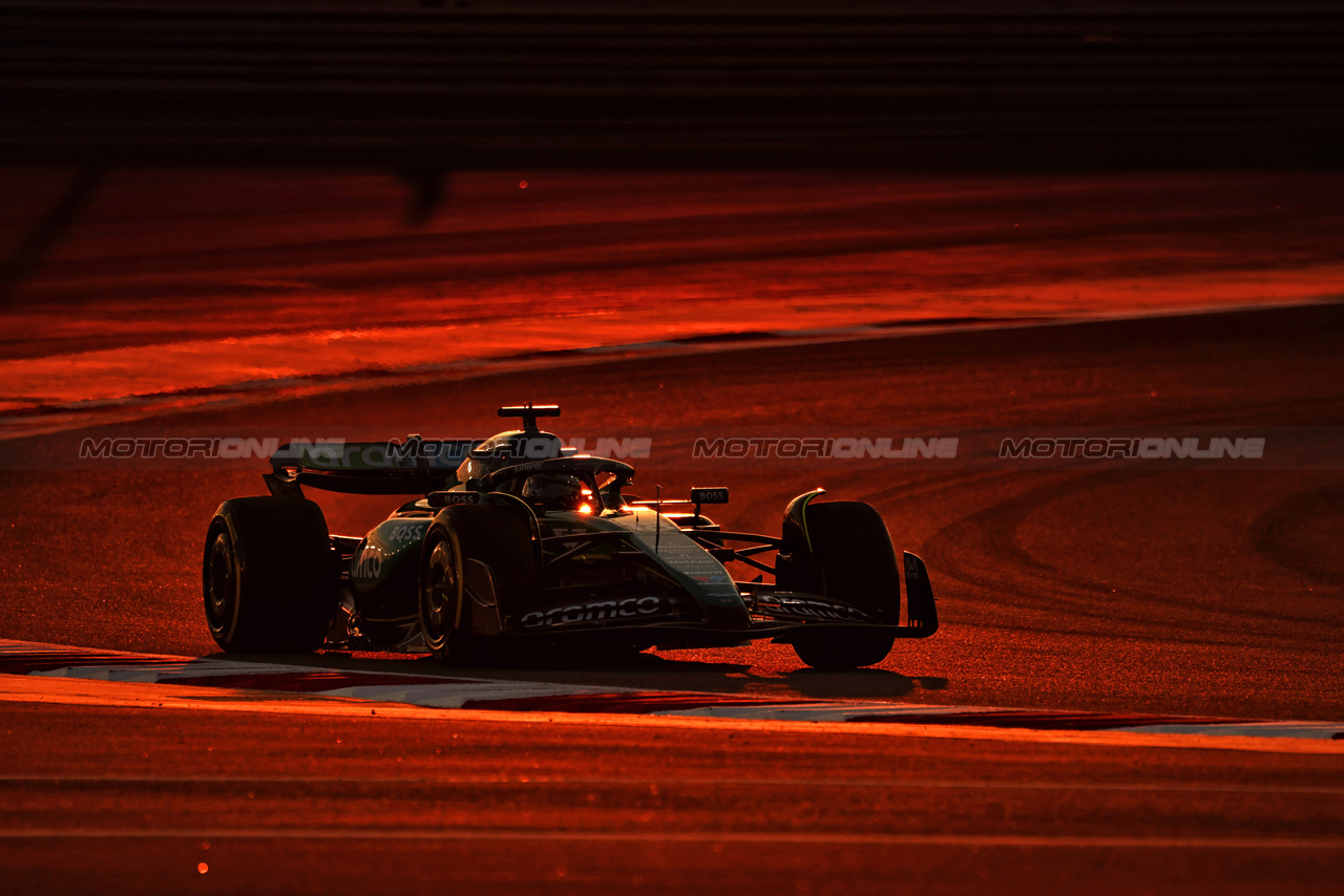 TEST BAHRAIN, Lance Stroll (CDN) Aston Martin F1 Team AMR24.

21.02.2024. Formula 1 Testing, Sakhir, Bahrain, Day One.

- www.xpbimages.com, EMail: requests@xpbimages.com © Copyright: Moy / XPB Images