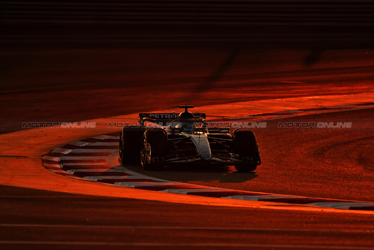 TEST BAHRAIN, George Russell (GBR) Mercedes AMG F1 W15.

21.02.2024. Formula 1 Testing, Sakhir, Bahrain, Day One.

- www.xpbimages.com, EMail: requests@xpbimages.com © Copyright: Moy / XPB Images