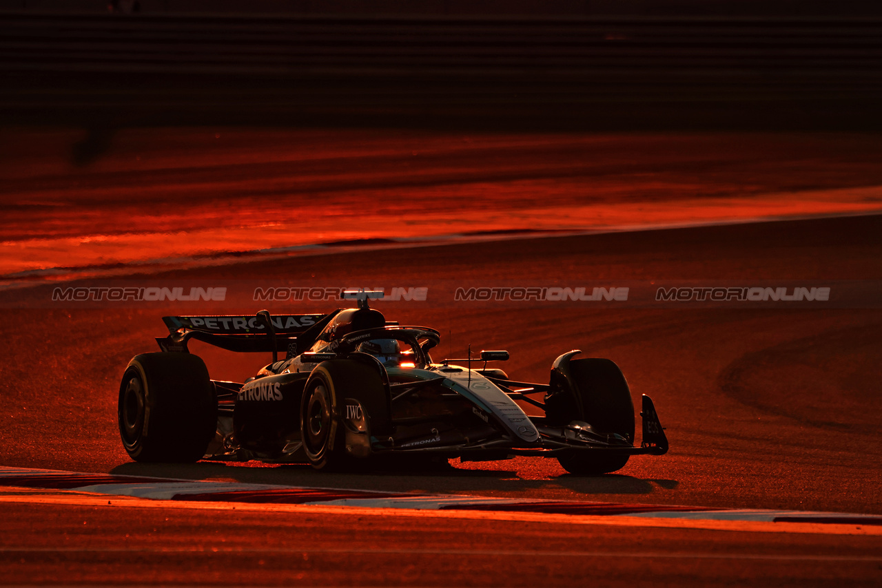TEST BAHRAIN, George Russell (GBR) Mercedes AMG F1 W15.

21.02.2024. Formula 1 Testing, Sakhir, Bahrain, Day One.

- www.xpbimages.com, EMail: requests@xpbimages.com © Copyright: Moy / XPB Images