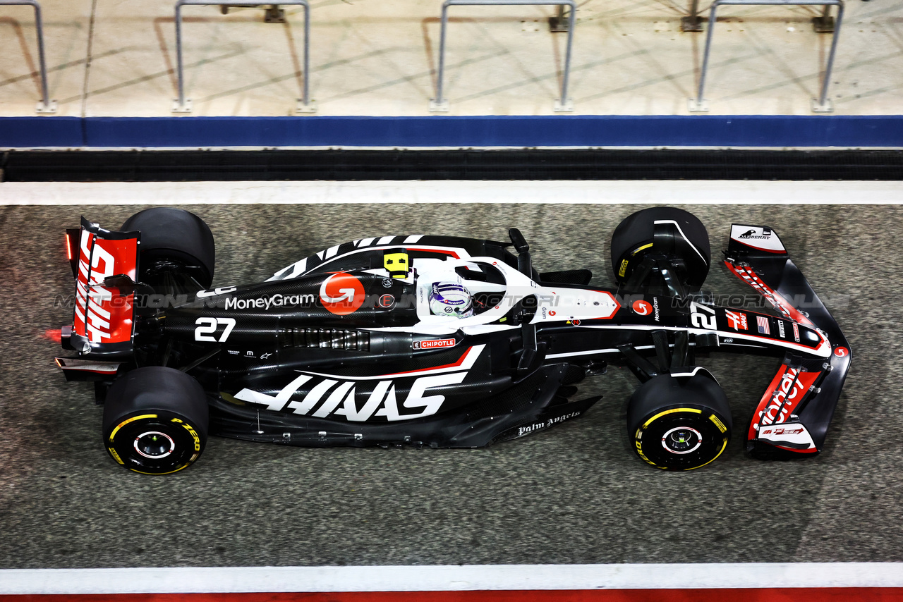 TEST BAHRAIN, Nico Hulkenberg (GER) Haas VF-24.

21.02.2024. Formula 1 Testing, Sakhir, Bahrain, Day One.

 - www.xpbimages.com, EMail: requests@xpbimages.com © Copyright: Coates / XPB Images