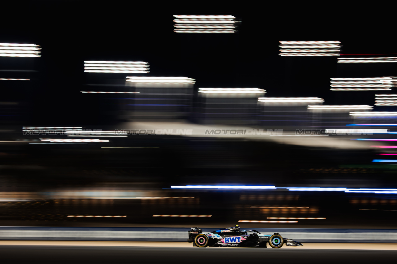 TEST BAHRAIN, Pierre Gasly (FRA) Alpine F1 Team A524.

21.02.2024. Formula 1 Testing, Sakhir, Bahrain, Day One.

- www.xpbimages.com, EMail: requests@xpbimages.com © Copyright: Bearne / XPB Images