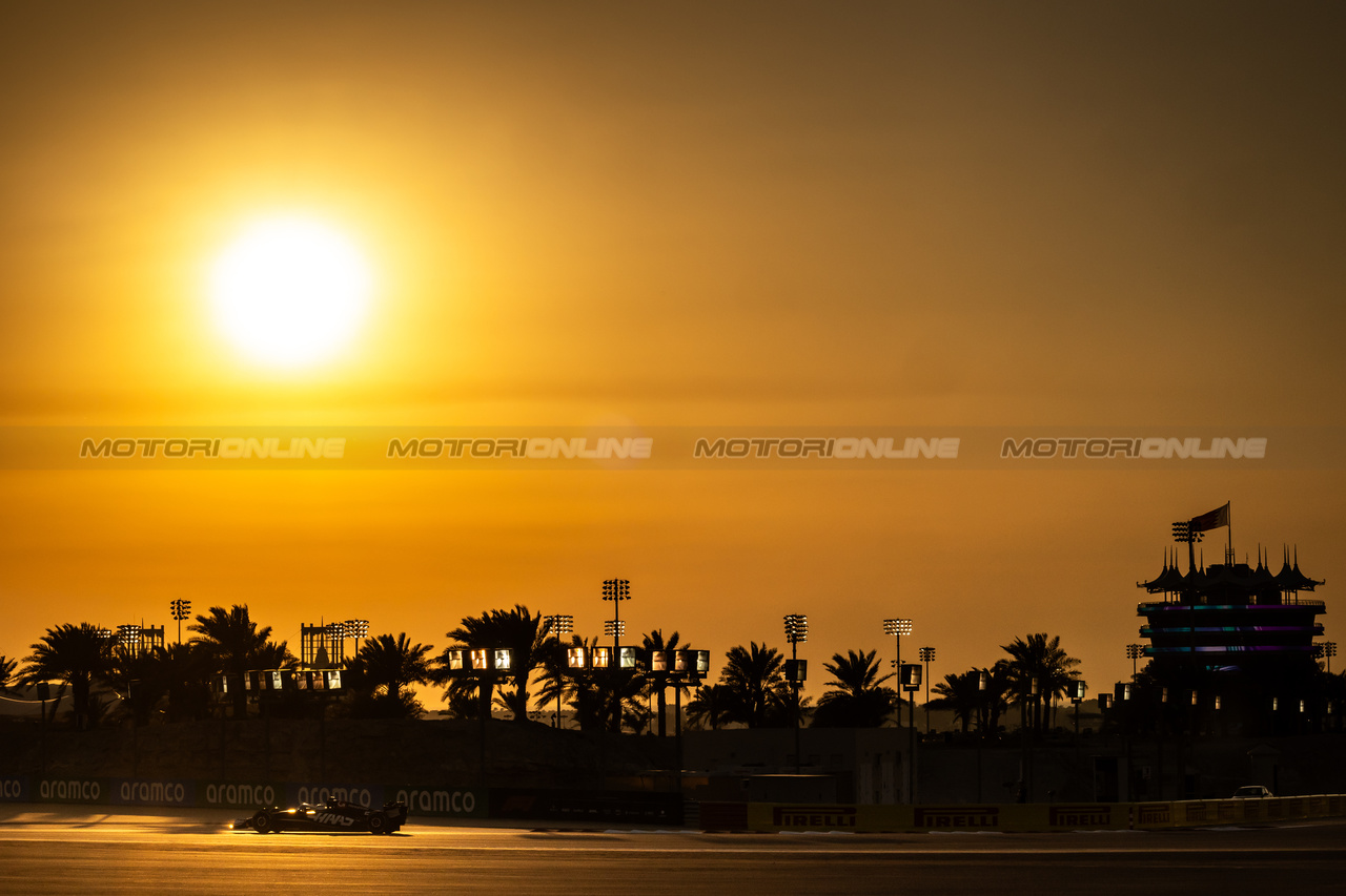 TEST BAHRAIN, Nico Hulkenberg (GER) Haas VF-24.

21.02.2024. Formula 1 Testing, Sakhir, Bahrain, Day One.

- www.xpbimages.com, EMail: requests@xpbimages.com © Copyright: Bearne / XPB Images