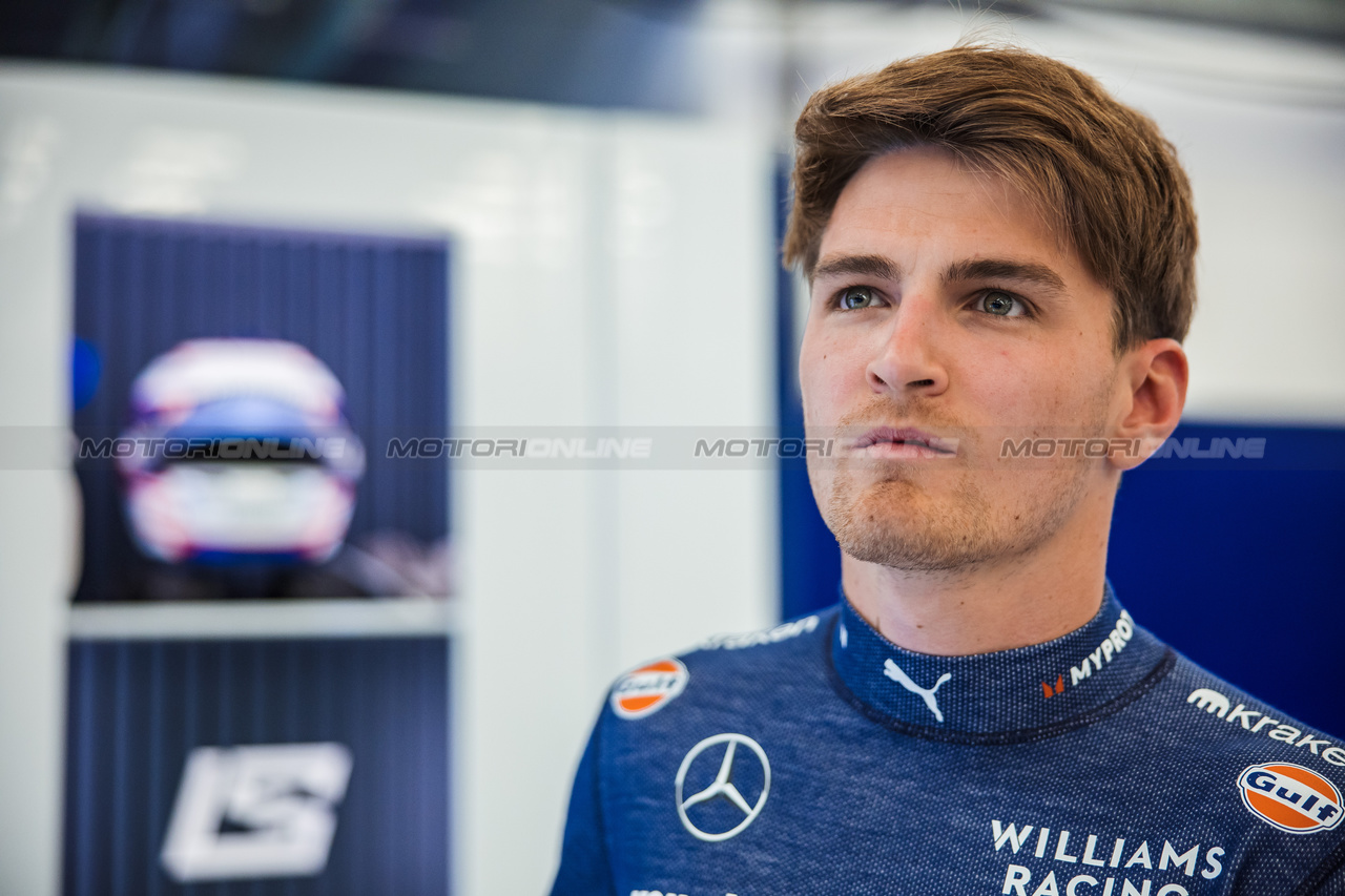 TEST BAHRAIN, Logan Sargeant (USA) Williams Racing.

21.02.2024. Formula 1 Testing, Sakhir, Bahrain, Day One.

- www.xpbimages.com, EMail: requests@xpbimages.com © Copyright: Bearne / XPB Images