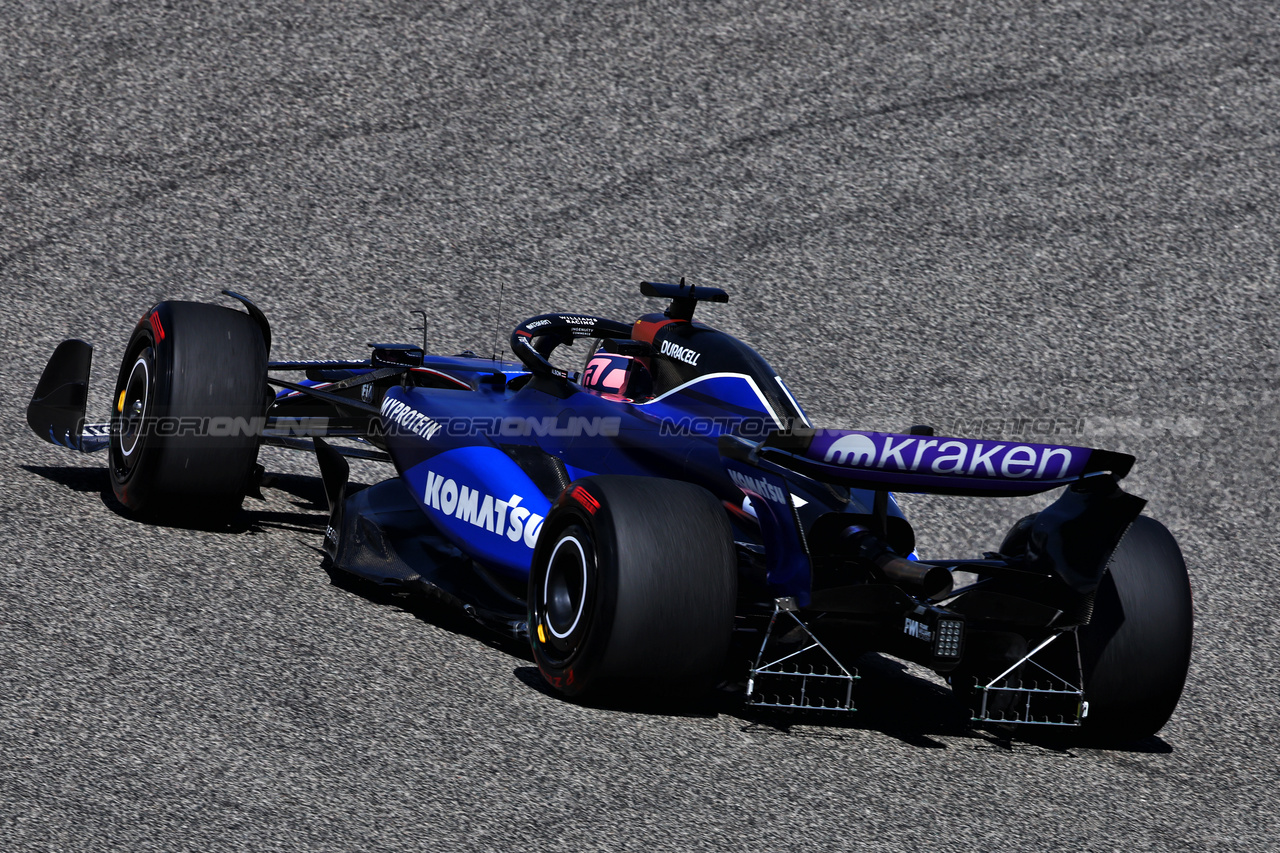 TEST BAHRAIN, Alexander Albon (THA) Williams Racing FW46.

21.02.2024. Formula 1 Testing, Sakhir, Bahrain, Day One.

- www.xpbimages.com, EMail: requests@xpbimages.com © Copyright: Charniaux / XPB Images