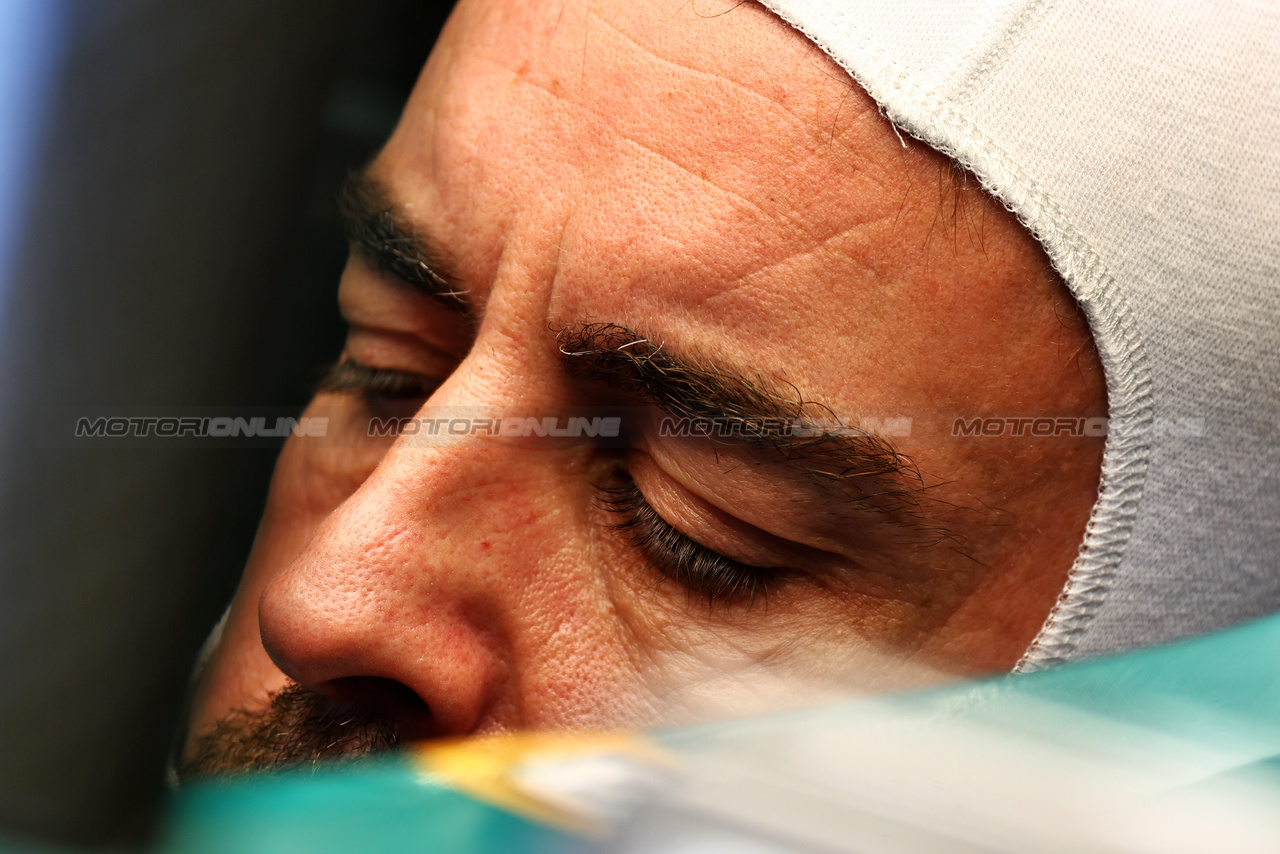 TEST BAHRAIN, Fernando Alonso (ESP) Aston Martin F1 Team AMR24.

22.02.2024. Formula 1 Testing, Sakhir, Bahrain, Day Two.

 - www.xpbimages.com, EMail: requests@xpbimages.com © Copyright: Coates / XPB Images