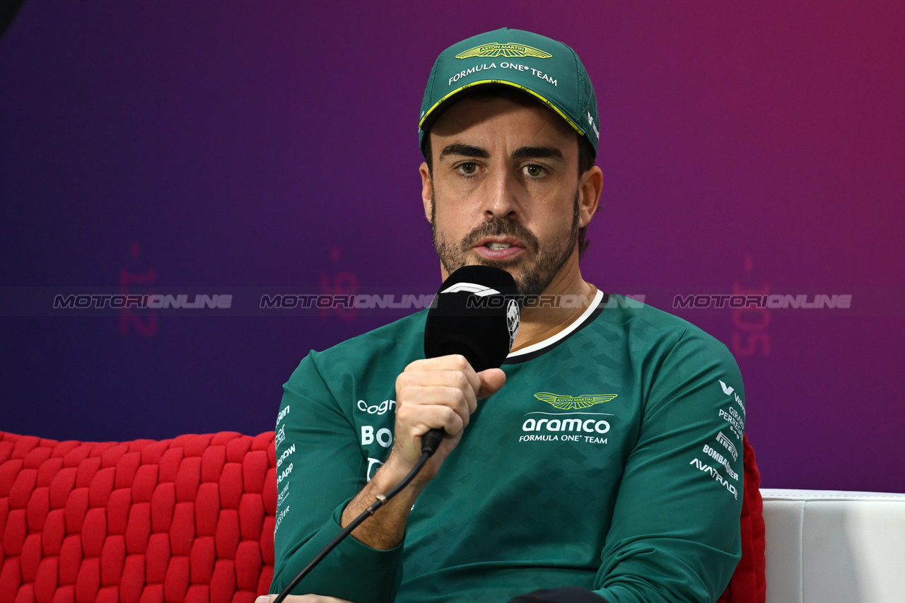 TEST BAHRAIN, Fernando Alonso (ESP) Aston Martin F1 Team in the FIA Press Conference.

22.02.2024. Formula 1 Testing, Sakhir, Bahrain, Day Two.

- www.xpbimages.com, EMail: requests@xpbimages.com © Copyright: XPB Images