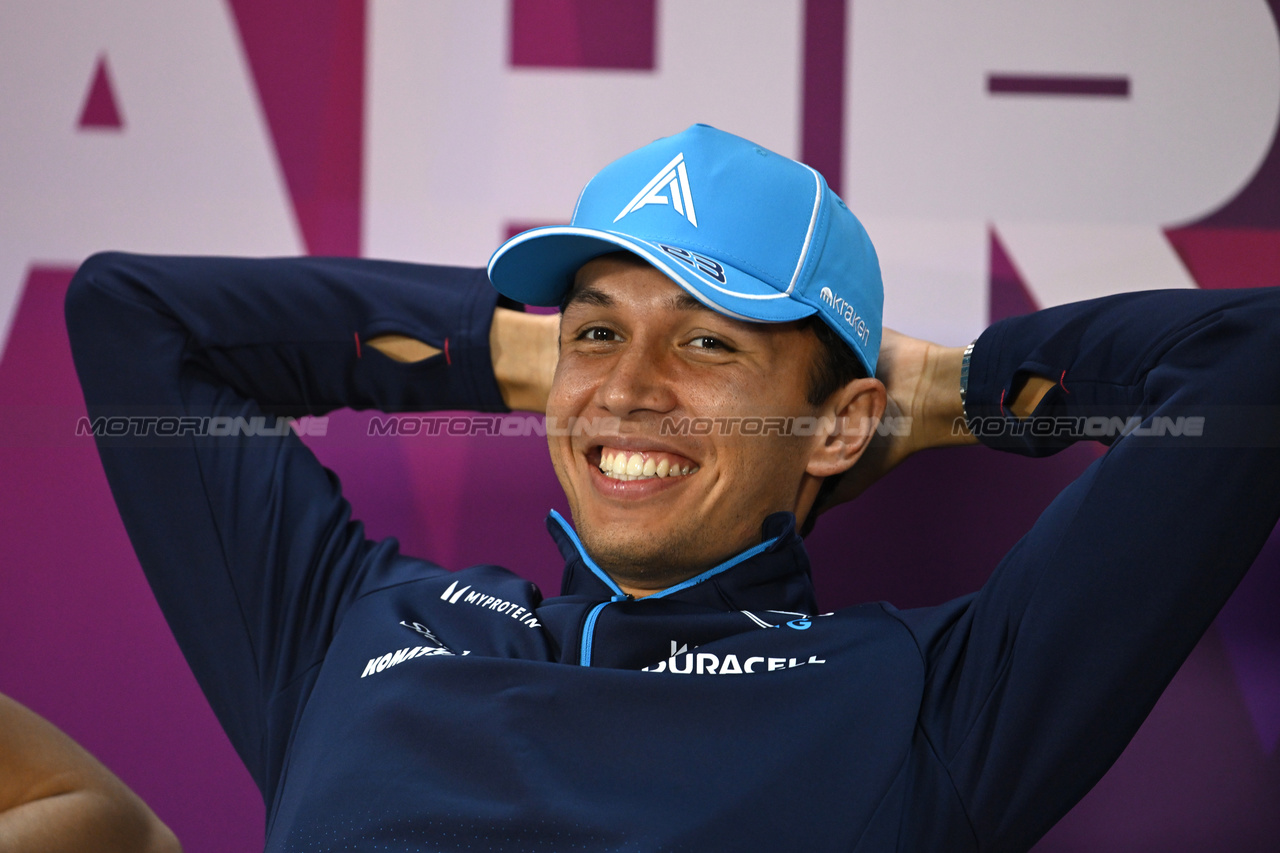 TEST BAHRAIN, Alexander Albon (THA) Williams Racing in the FIA Press Conference.

22.02.2024. Formula 1 Testing, Sakhir, Bahrain, Day Two.

- www.xpbimages.com, EMail: requests@xpbimages.com © Copyright: XPB Images