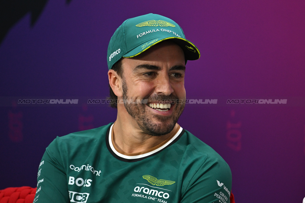 TEST BAHRAIN, Fernando Alonso (ESP) Aston Martin F1 Team in the FIA Press Conference.

22.02.2024. Formula 1 Testing, Sakhir, Bahrain, Day Two.

- www.xpbimages.com, EMail: requests@xpbimages.com © Copyright: XPB Images