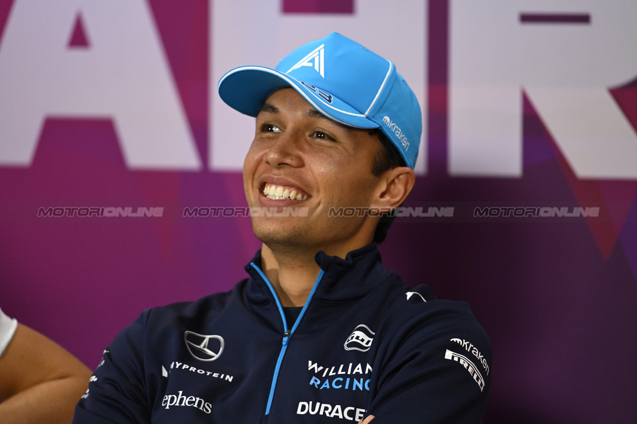 TEST BAHRAIN, Alexander Albon (THA) Williams Racing in the FIA Press Conference.

22.02.2024. Formula 1 Testing, Sakhir, Bahrain, Day Two.

- www.xpbimages.com, EMail: requests@xpbimages.com © Copyright: XPB Images