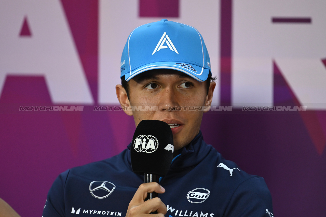 TEST BAHRAIN, Alexander Albon (THA) Williams Racing in the FIA Press Conference.

22.02.2024. Formula 1 Testing, Sakhir, Bahrain, Day Two.

- www.xpbimages.com, EMail: requests@xpbimages.com © Copyright: XPB Images