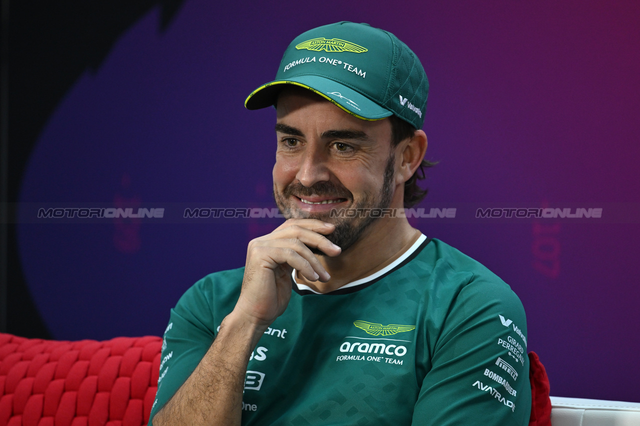 TEST BAHRAIN, Fernando Alonso (ESP) Aston Martin F1 Team in the FIA Press Conference.

22.02.2024. Formula 1 Testing, Sakhir, Bahrain, Day Two.

- www.xpbimages.com, EMail: requests@xpbimages.com © Copyright: XPB Images