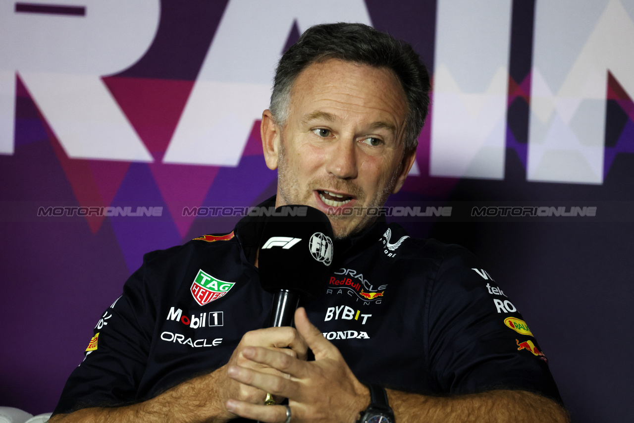 TEST BAHRAIN, Christian Horner (GBR) Red Bull Racing Team Principal in the FIA Press Conference.

22.02.2024. Formula 1 Testing, Sakhir, Bahrain, Day Two.

- www.xpbimages.com, EMail: requests@xpbimages.com © Copyright: Bearne / XPB Images