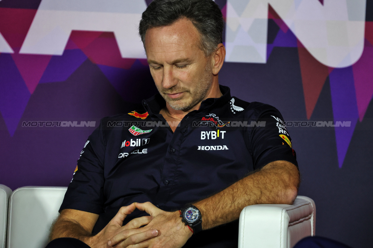 TEST BAHRAIN, Christian Horner (GBR) Red Bull Racing Team Principal in the FIA Press Conference.

22.02.2024. Formula 1 Testing, Sakhir, Bahrain, Day Two.

- www.xpbimages.com, EMail: requests@xpbimages.com © Copyright: Bearne / XPB Images