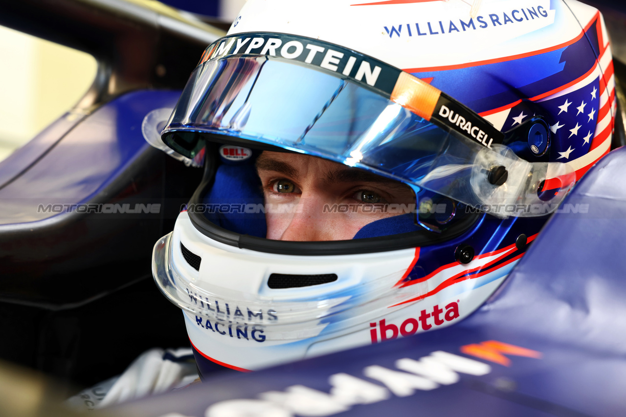 TEST BAHRAIN, Logan Sargeant (USA) Williams Racing FW46.

22.02.2024. Formula 1 Testing, Sakhir, Bahrain, Day Two.

- www.xpbimages.com, EMail: requests@xpbimages.com © Copyright: Batchelor / XPB Images