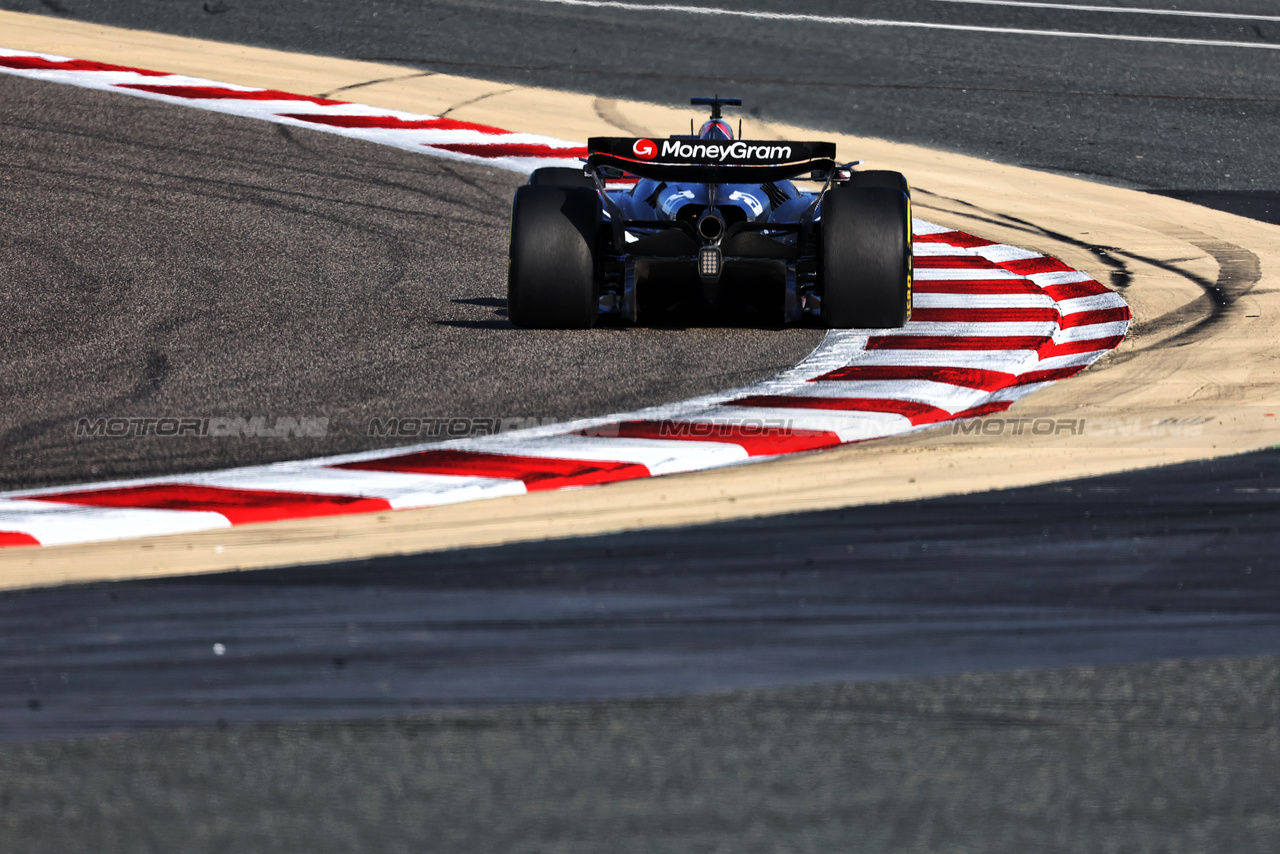 TEST BAHRAIN, Kevin Magnussen (DEN) Haas VF-24.

22.02.2024. Formula 1 Testing, Sakhir, Bahrain, Day Two.

- www.xpbimages.com, EMail: requests@xpbimages.com © Copyright: Bearne / XPB Images