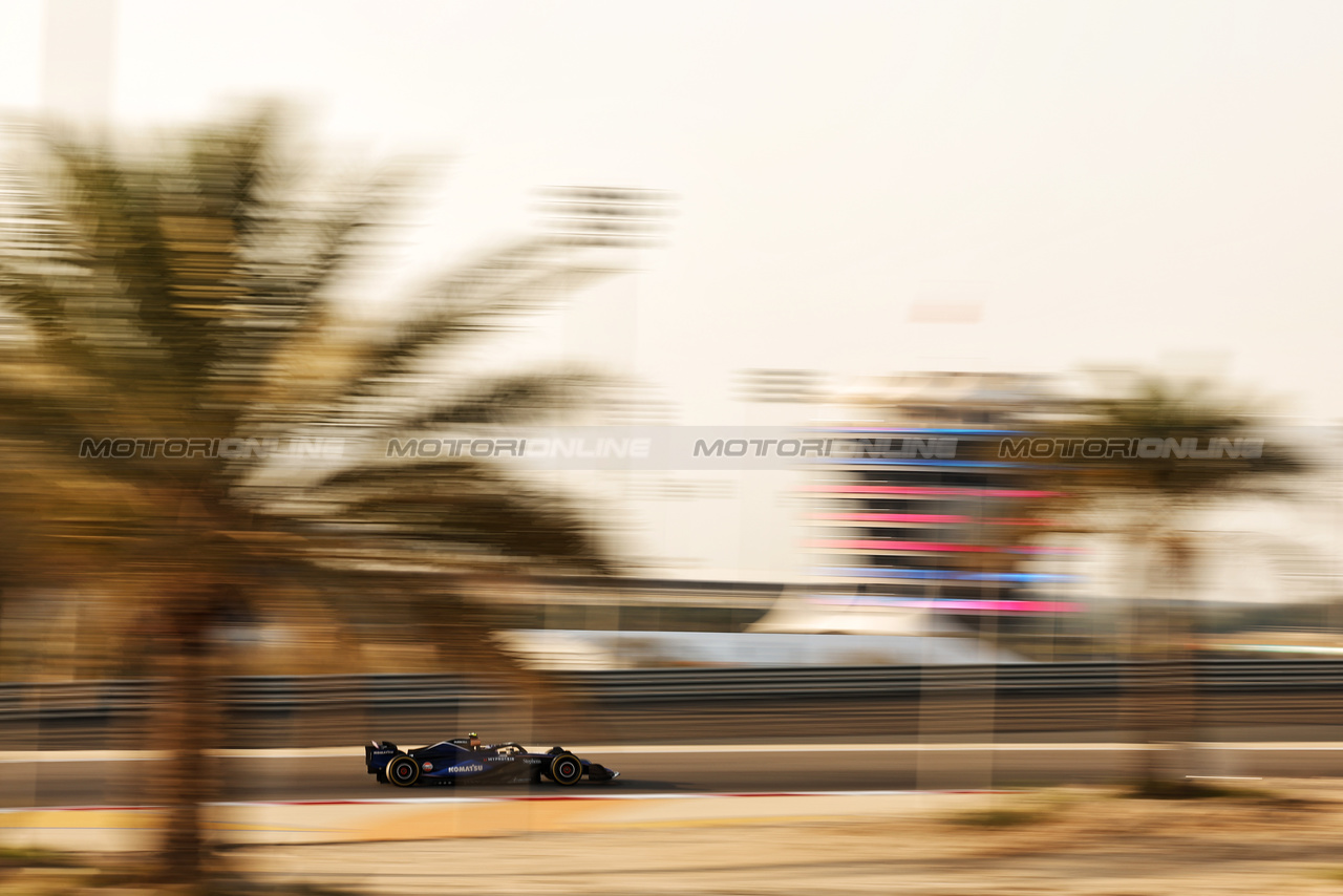 TEST BAHRAIN, Logan Sargeant (USA) Williams Racing FW46.

22.02.2024. Formula 1 Testing, Sakhir, Bahrain, Day Two.

- www.xpbimages.com, EMail: requests@xpbimages.com © Copyright: Bearne / XPB Images