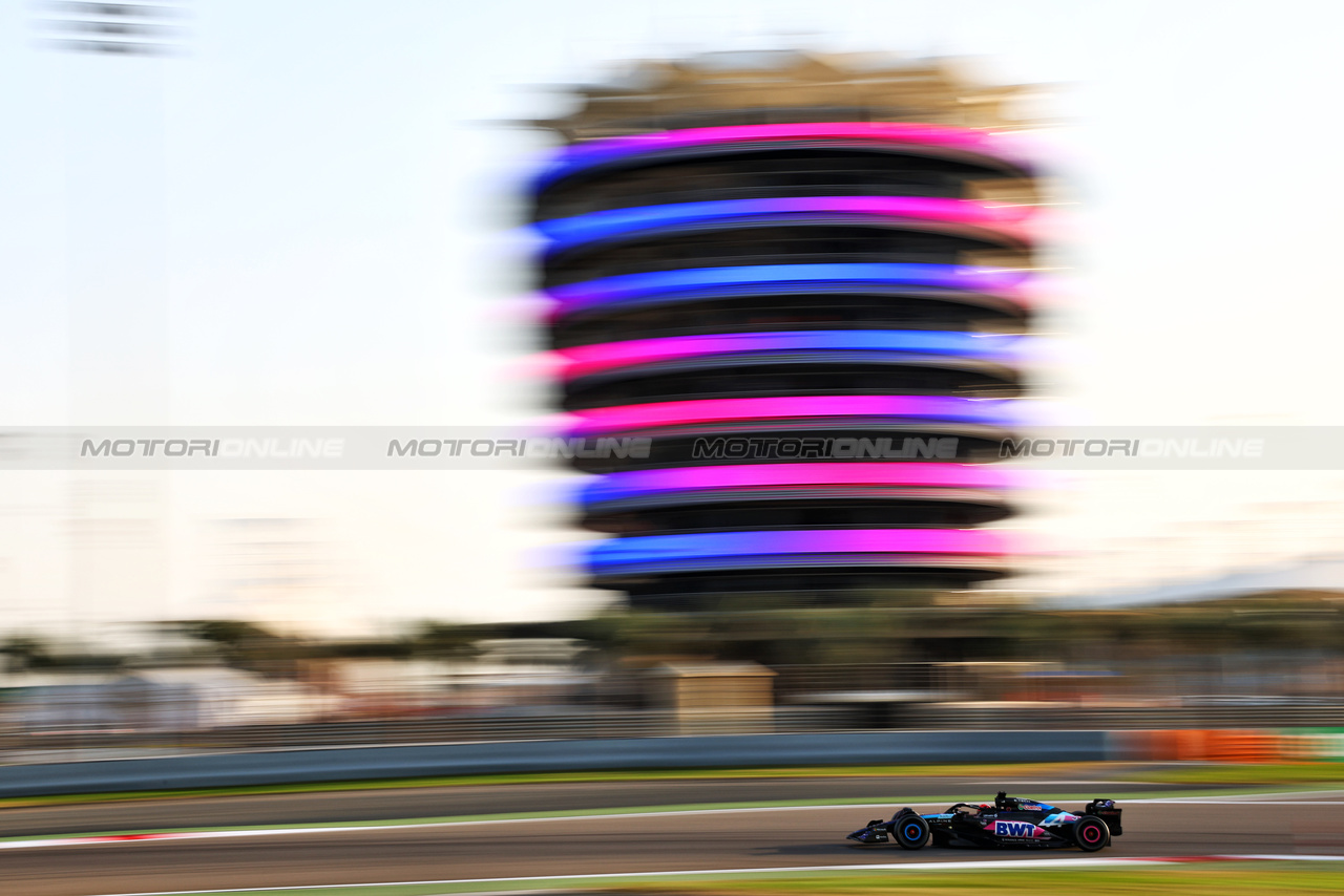 TEST BAHRAIN, Esteban Ocon (FRA) Alpine F1 Team A524.

22.02.2024. Formula 1 Testing, Sakhir, Bahrain, Day Two.

- www.xpbimages.com, EMail: requests@xpbimages.com © Copyright: Batchelor / XPB Images