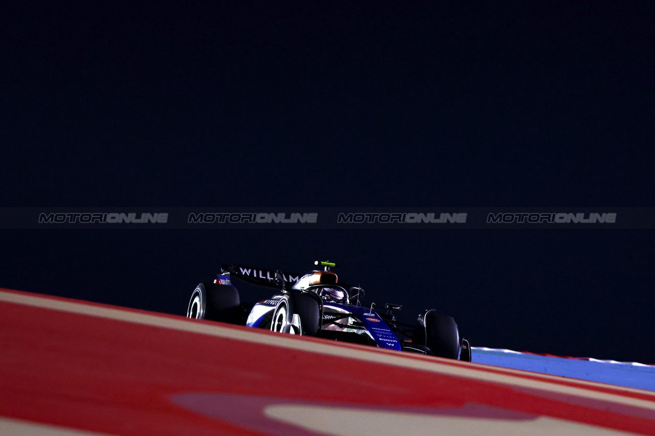 TEST BAHRAIN, Logan Sargeant (USA), Williams F1 Team  
22.02.2024. Formula 1 Testing, Sakhir, Bahrain, Day Two.
- www.xpbimages.com, EMail: requests@xpbimages.com © Copyright: Charniaux / XPB Images