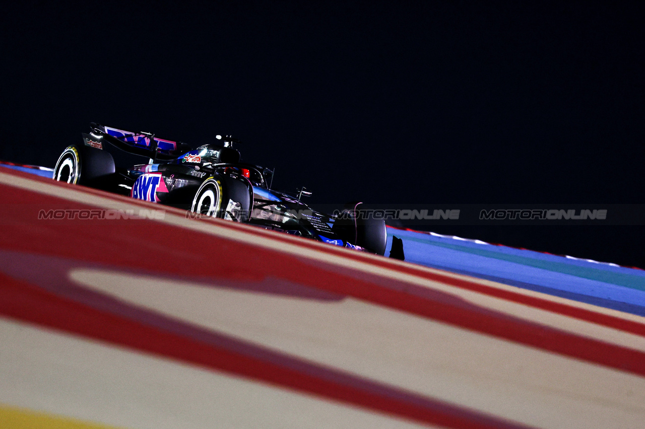TEST BAHRAIN, Esteban Ocon (FRA), Alpine F1 Team 
22.02.2024. Formula 1 Testing, Sakhir, Bahrain, Day Two.
- www.xpbimages.com, EMail: requests@xpbimages.com © Copyright: Charniaux / XPB Images