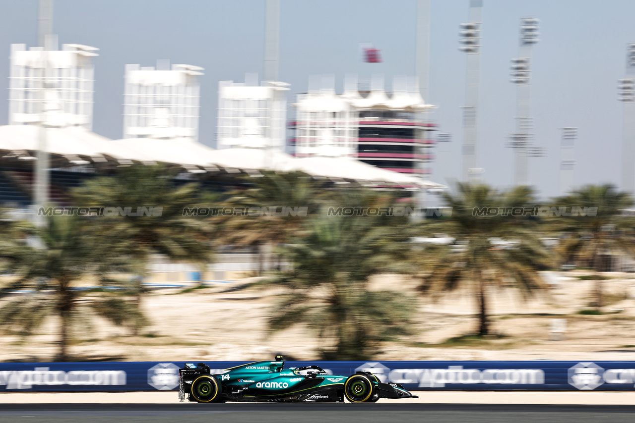 TEST BAHRAIN, Fernando Alonso (ESP) Aston Martin F1 Team AMR24.

22.02.2024. Formula 1 Testing, Sakhir, Bahrain, Day Two.

- www.xpbimages.com, EMail: requests@xpbimages.com © Copyright: Bearne / XPB Images