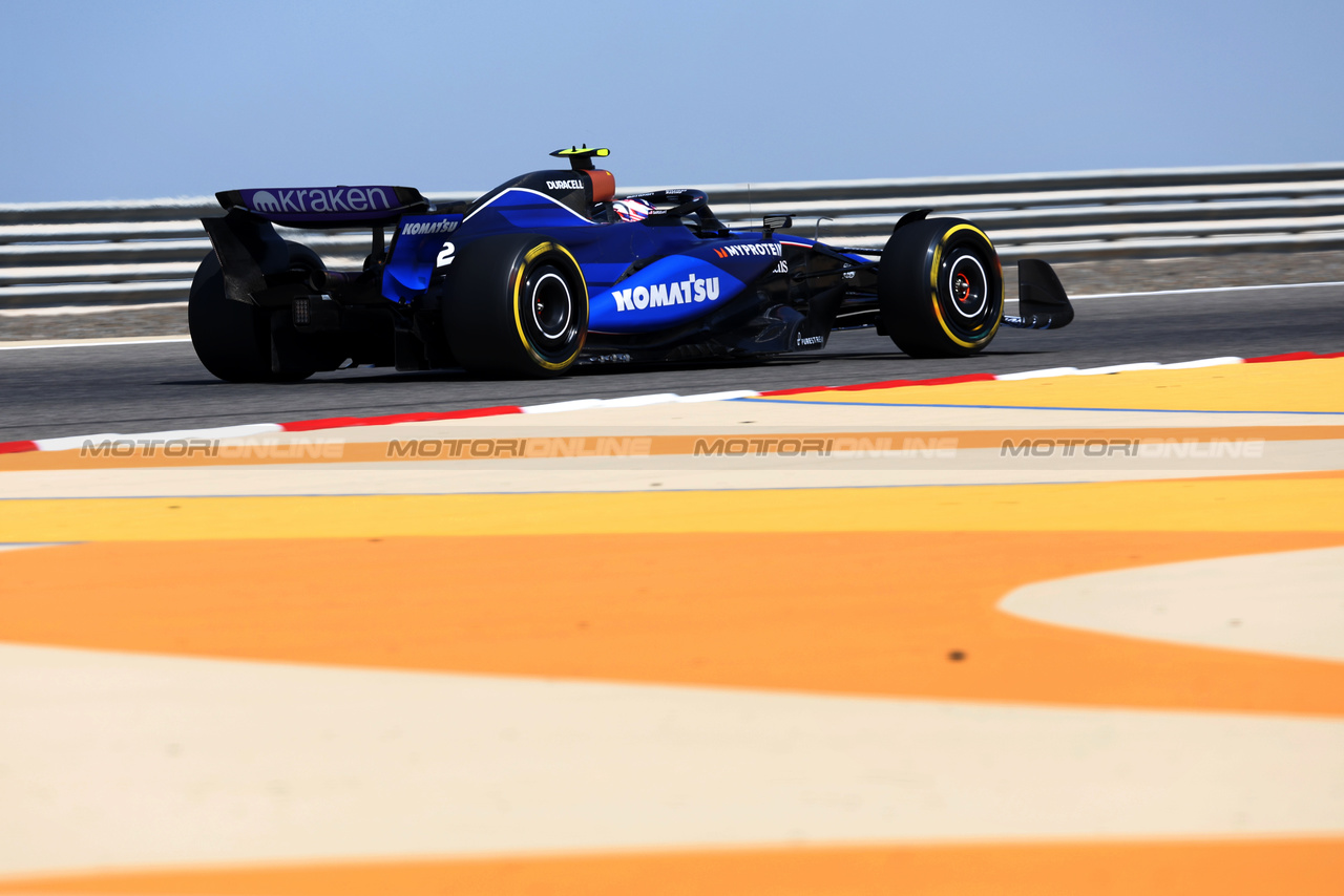 TEST BAHRAIN, Logan Sargeant (USA) Williams Racing FW46.

22.02.2024. Formula 1 Testing, Sakhir, Bahrain, Day Two.

- www.xpbimages.com, EMail: requests@xpbimages.com © Copyright: Bearne / XPB Images