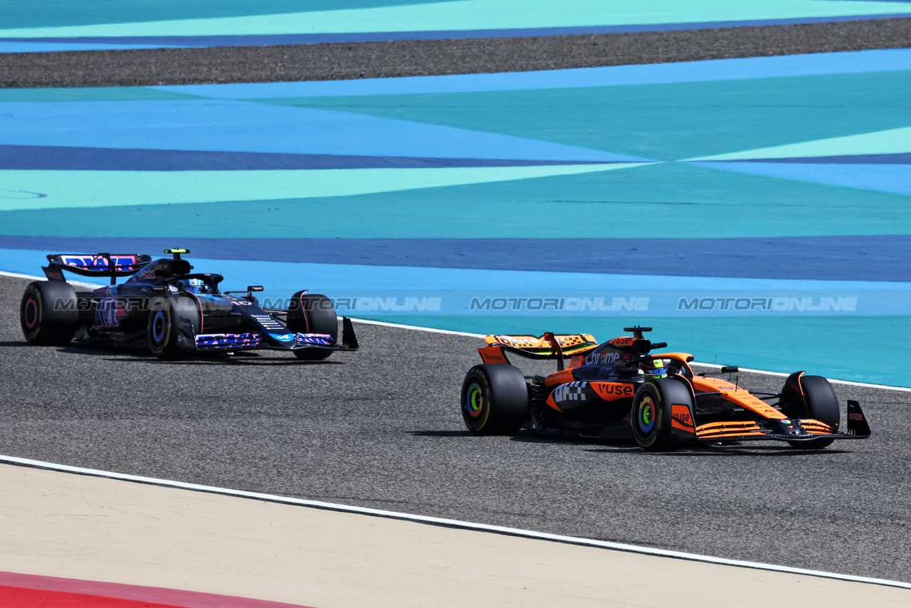 TEST BAHRAIN, Oscar Piastri (AUS) McLaren MCL38.

22.02.2024. Formula 1 Testing, Sakhir, Bahrain, Day Two.

- www.xpbimages.com, EMail: requests@xpbimages.com © Copyright: Moy / XPB Images