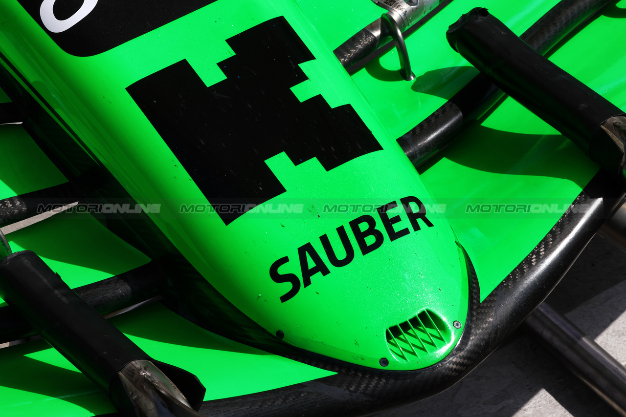 TEST BAHRAIN, Sauber C44 nosecone.

23.02.2024. Formula 1 Testing, Sakhir, Bahrain, Day Three.

- www.xpbimages.com, EMail: requests@xpbimages.com © Copyright: Batchelor / XPB Images