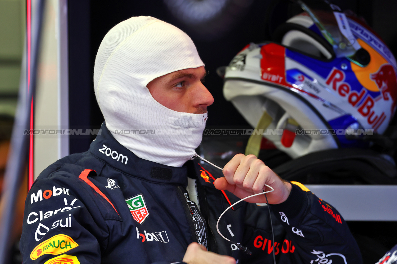 TEST BAHRAIN, Max Verstappen (NLD) Red Bull Racing.

23.02.2024. Formula 1 Testing, Sakhir, Bahrain, Day Three.

 - www.xpbimages.com, EMail: requests@xpbimages.com © Copyright: Coates / XPB Images